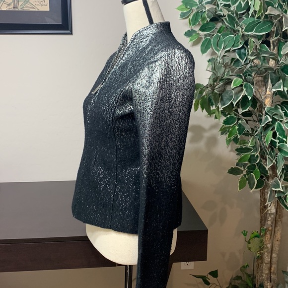 Jones New York Signature Petite Black & Silver Jacket Size 2P - Picture 3 of 8